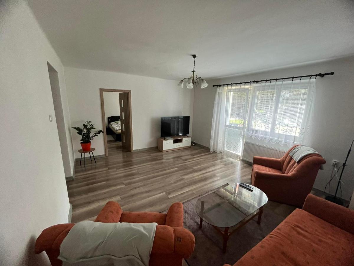 Flat In The Heart Of Liptovsky Mikulas Apartment Exterior photo